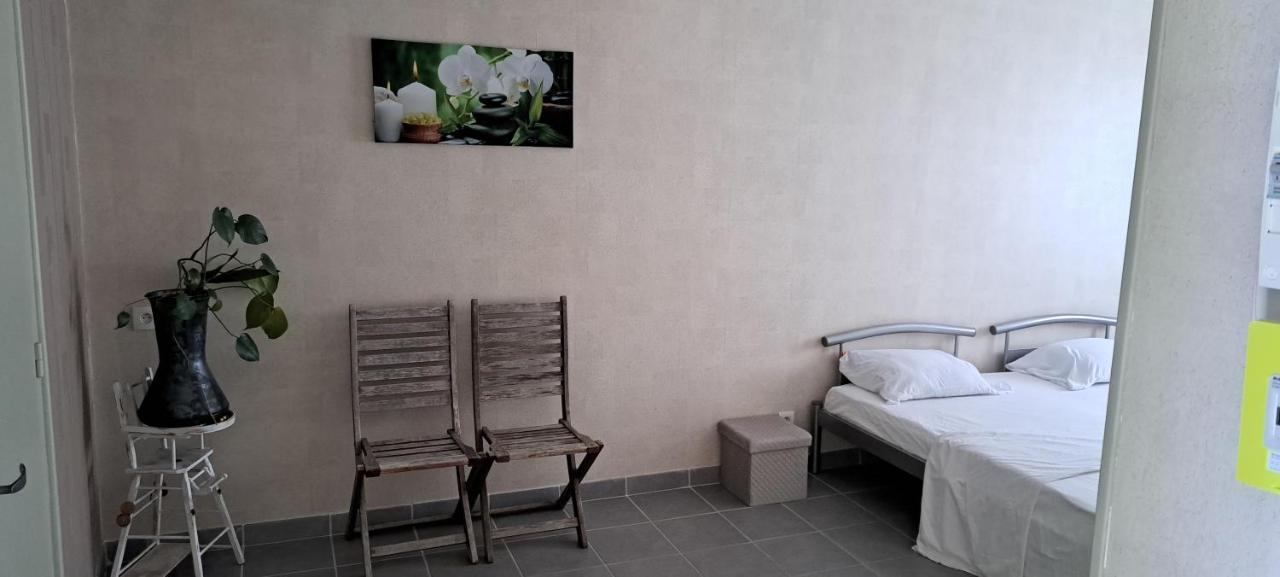 Super Appartement La Souterraine Buitenkant foto