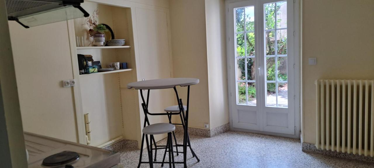 Super Appartement La Souterraine Buitenkant foto